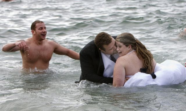 Queste foto imbarazzanti in spiaggia che sono stati catturati al momento giusto Quotes   